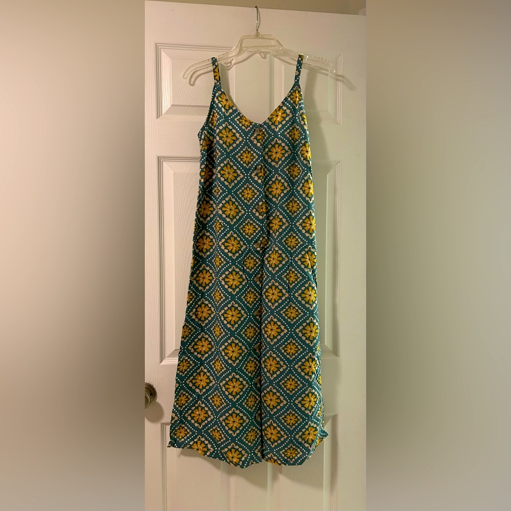 MIDI button front dress